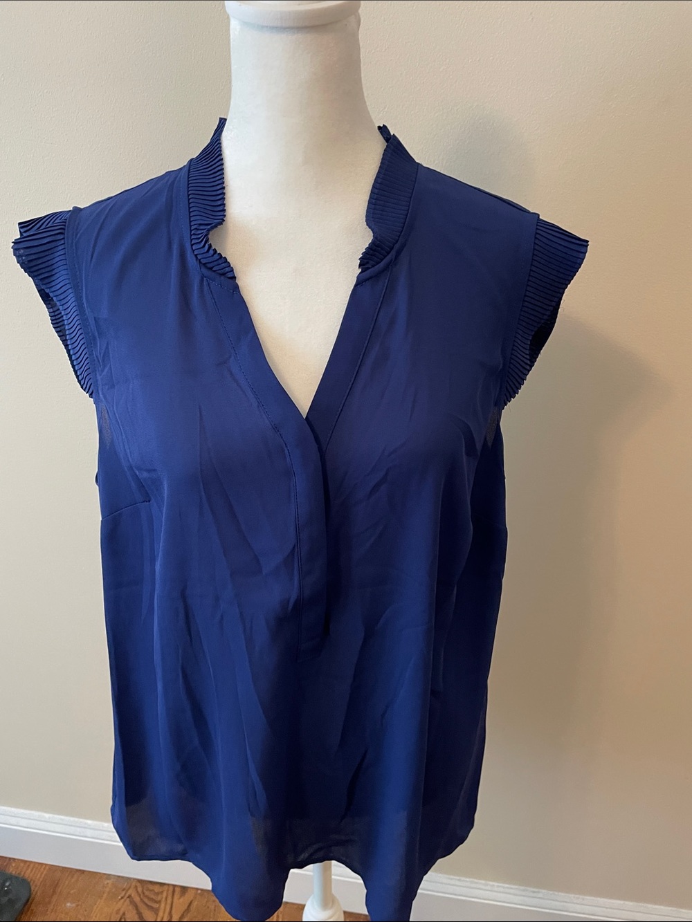 Alfani Sleeveless V-Neck Camisole in Deep Blue length 27.5”